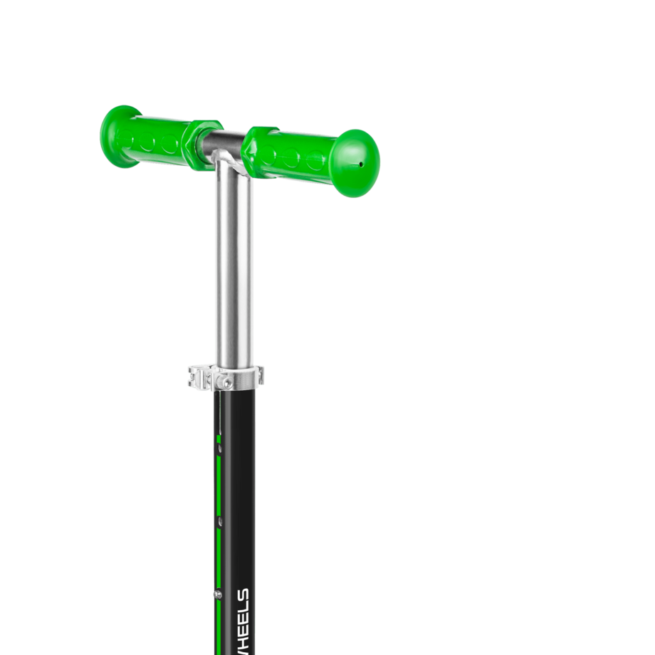 Three-wheeled scooter REBEL KIDS WHEELS GREEN